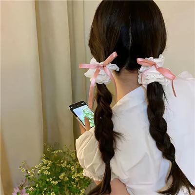 小尾巴快跟上